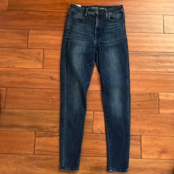 Women's American Eagle Next Level Stretch Skinny Size 6 - Picture 1 of 8